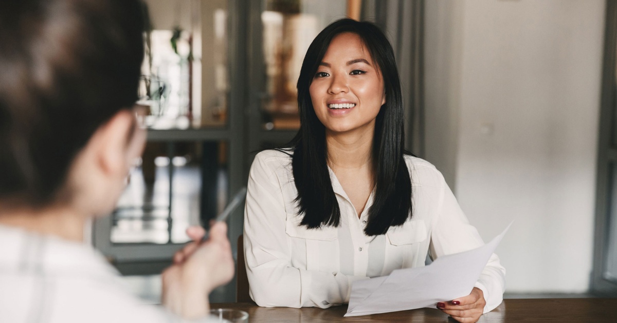 karyawan percaya diri dalam menghadapi tantangan karier