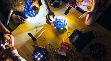 10 - 11 December: Workshops for youngsters