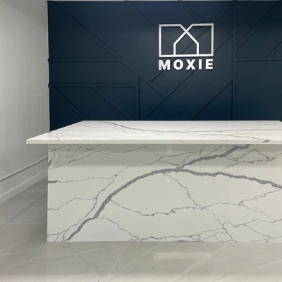 moxie showroom counter