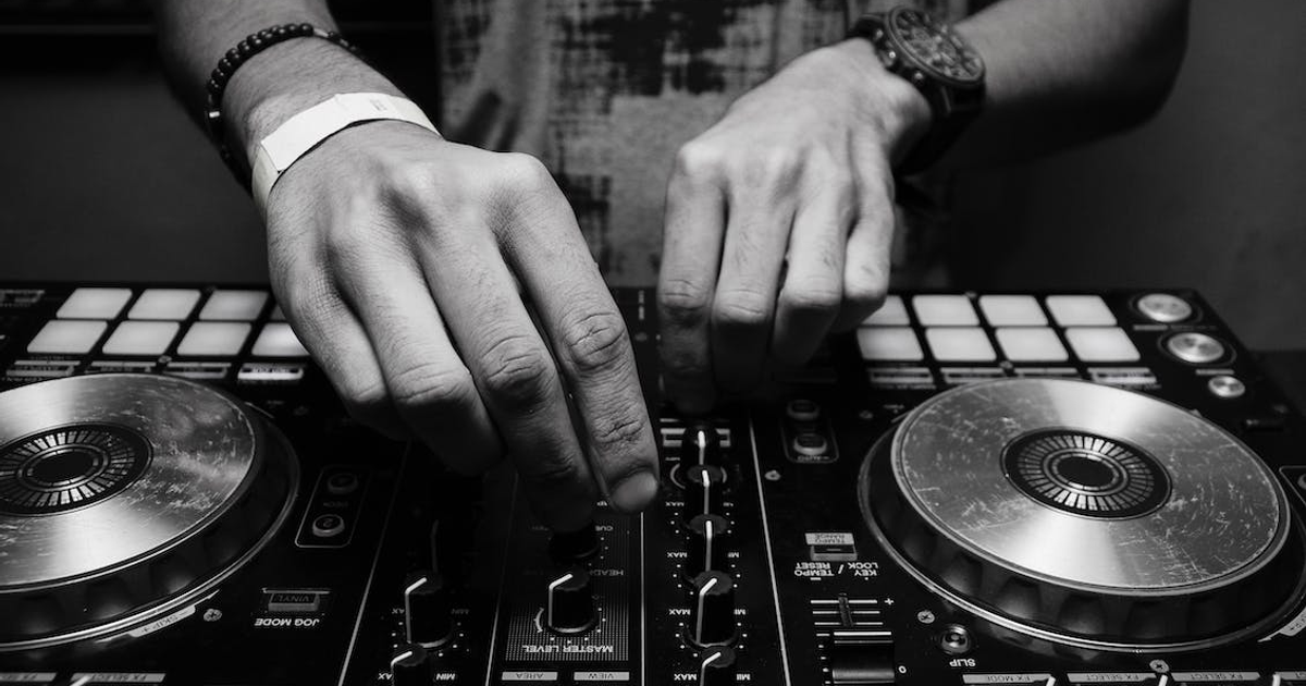 How to Choose a DJ Mixer - DJing Tips