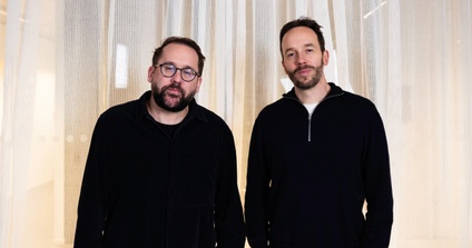 Bild-Journalist Paul Ronzheimer und OMR-Host Philipp Westermeyer nach der Aufnahme in Berlin