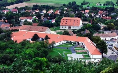 Szerencsés lehet, aki őszig kivár? A luxuslakásoknál visszatérnek a vevők