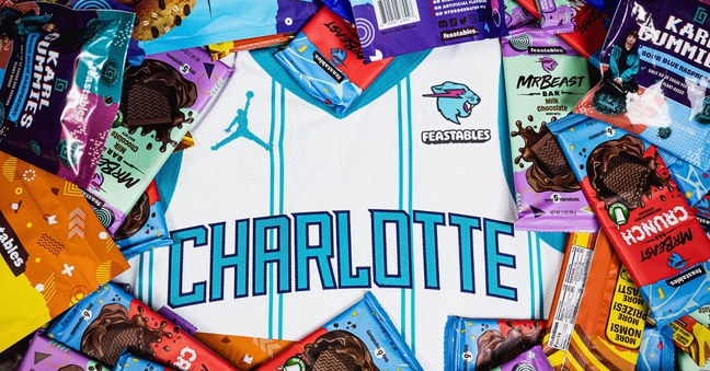 Feastables ist neuer Trikotsponsor der Charlotte Hornets aus der NBA.