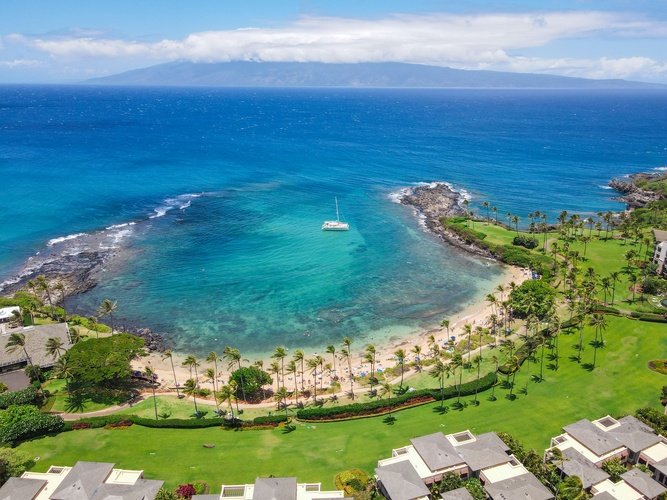 Mark Zuckerberg hawaii házának aljában egy földalatti bunker is lesz bombabiztos ajtókkal és könyvtárral