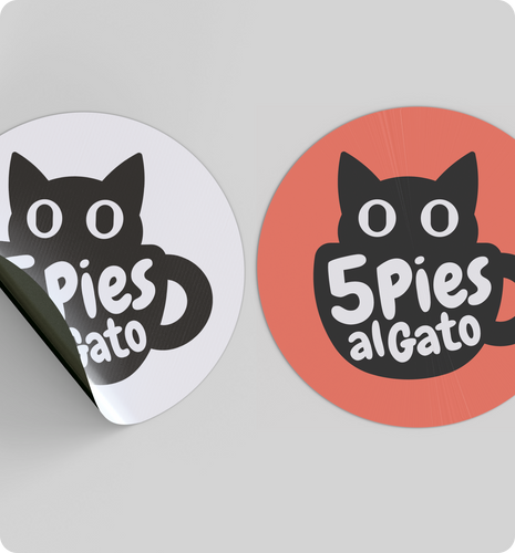 5 pies al gato