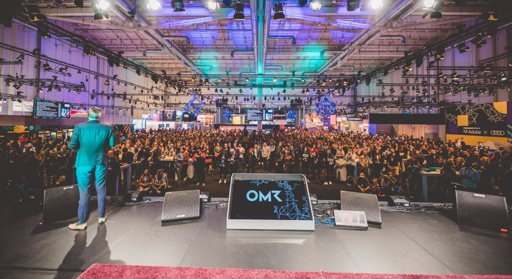 OMR19 Expo Big Picture Stage Publishing Cluster