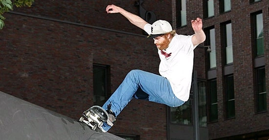Der mehrfacher deutsche Skateboard-Meister Richie Löffler zeigt auch beim Rockstars Festival sein Können. 