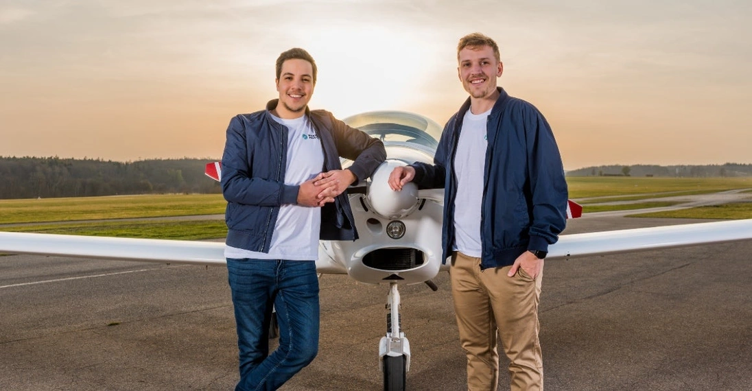 Amin Oumhamdi und Tobias Rieker (v.l.) haben das Startup Markt-Pilot gegründet. Foto: Björn Brenner