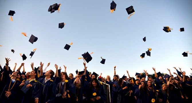 3 Ways Graduates Can Prepare For the Global Job Market