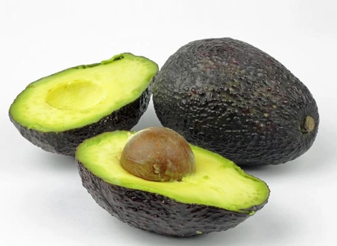 Pit en schil van avocado giftig voor honden