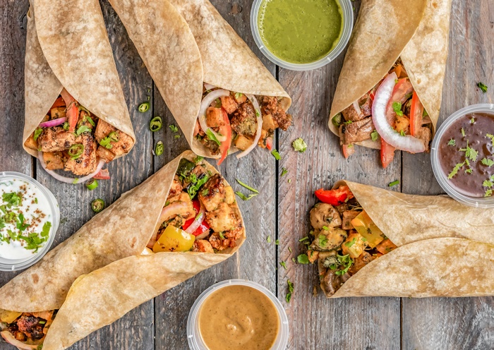 Crispy mushroom shawarma på libabröds Tannourbröd, lingonchipotlecréme, vitlökstahini, rostade solrosfrön och picklad morot.