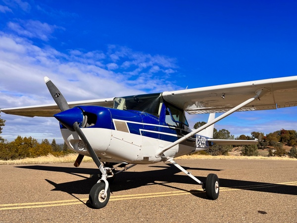 1978 Cessna 152 II $42,500 - (Local to Placerville) - N24991