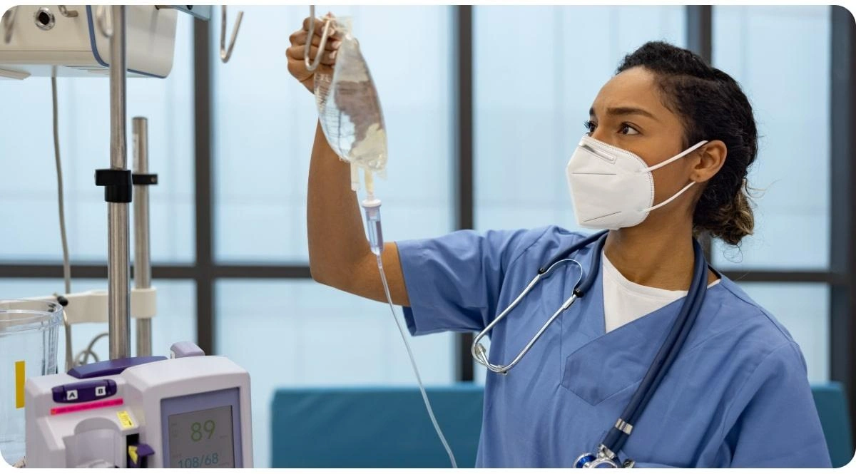 ICU Travel Nurse Career Guide