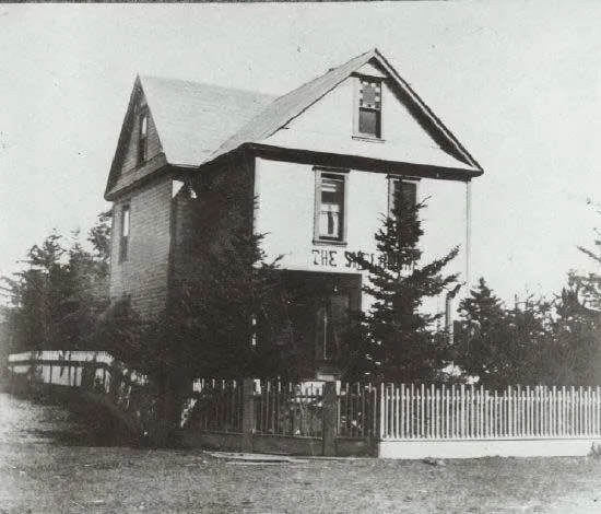 Historical photo of the Shelburne Hotel