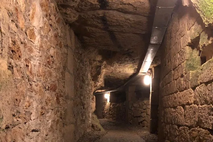 Tunnels of the Catacombs