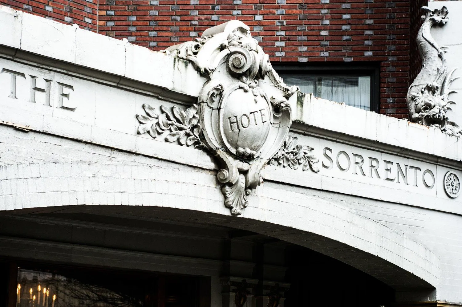 The Sorrento Hotel Entryway