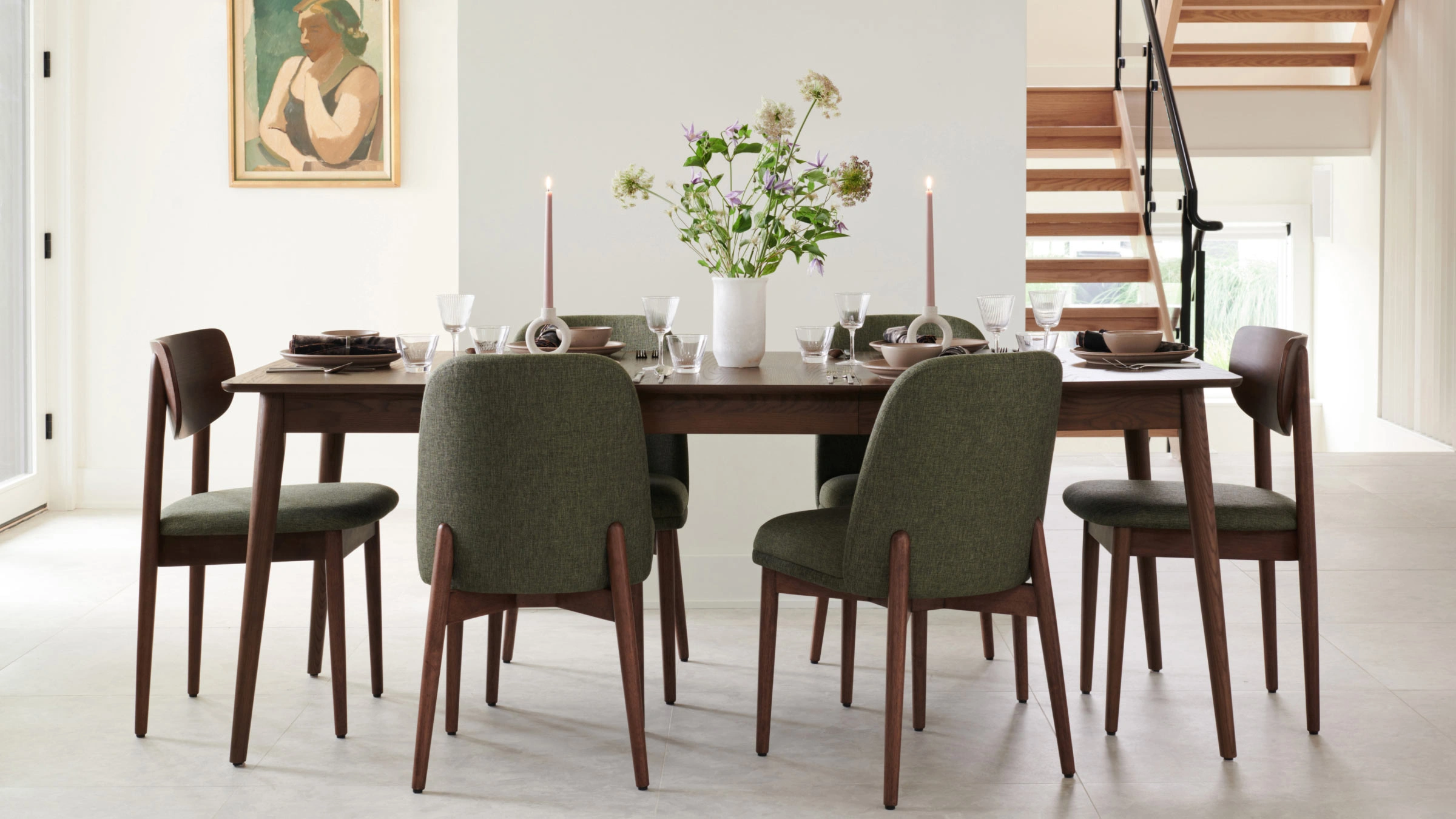 Extendable dining table by Skraut Home