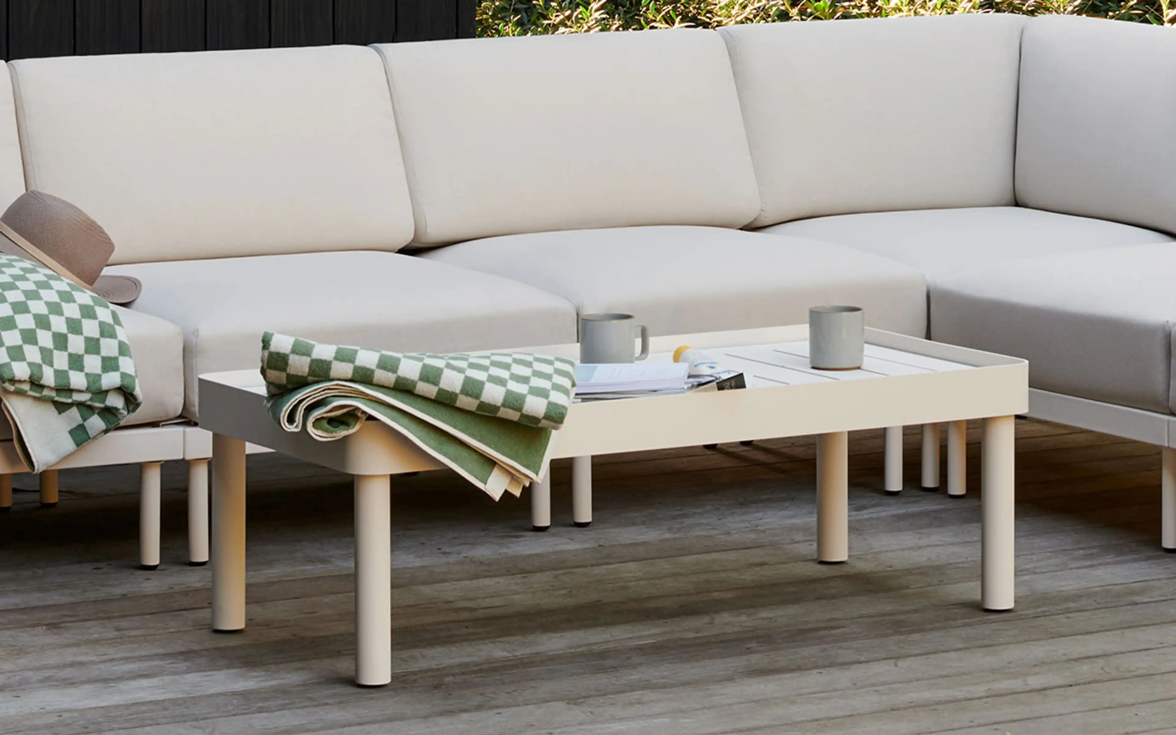 Relay Outdoor Coffee Table