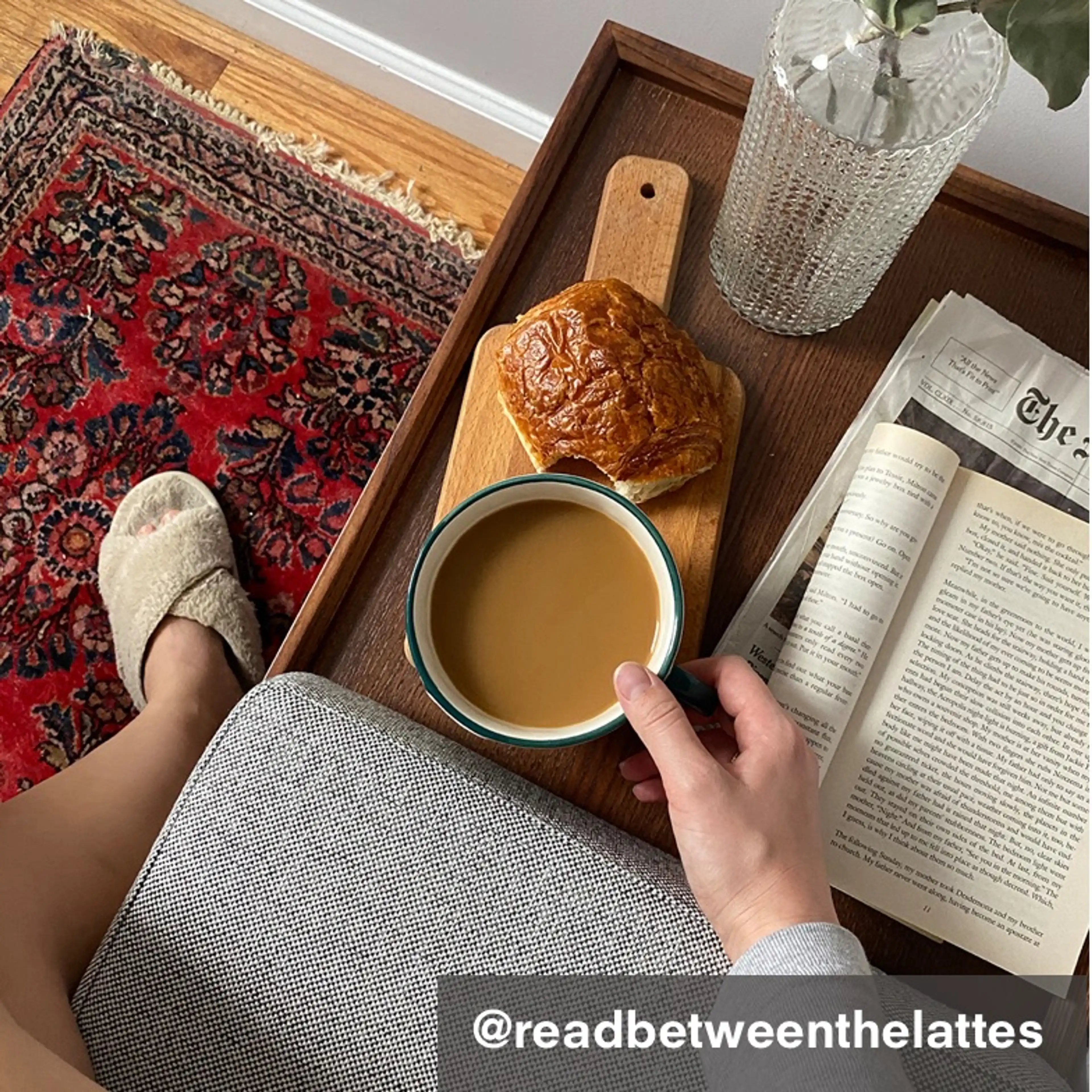 Carta Bench from @readbetweenthelattes