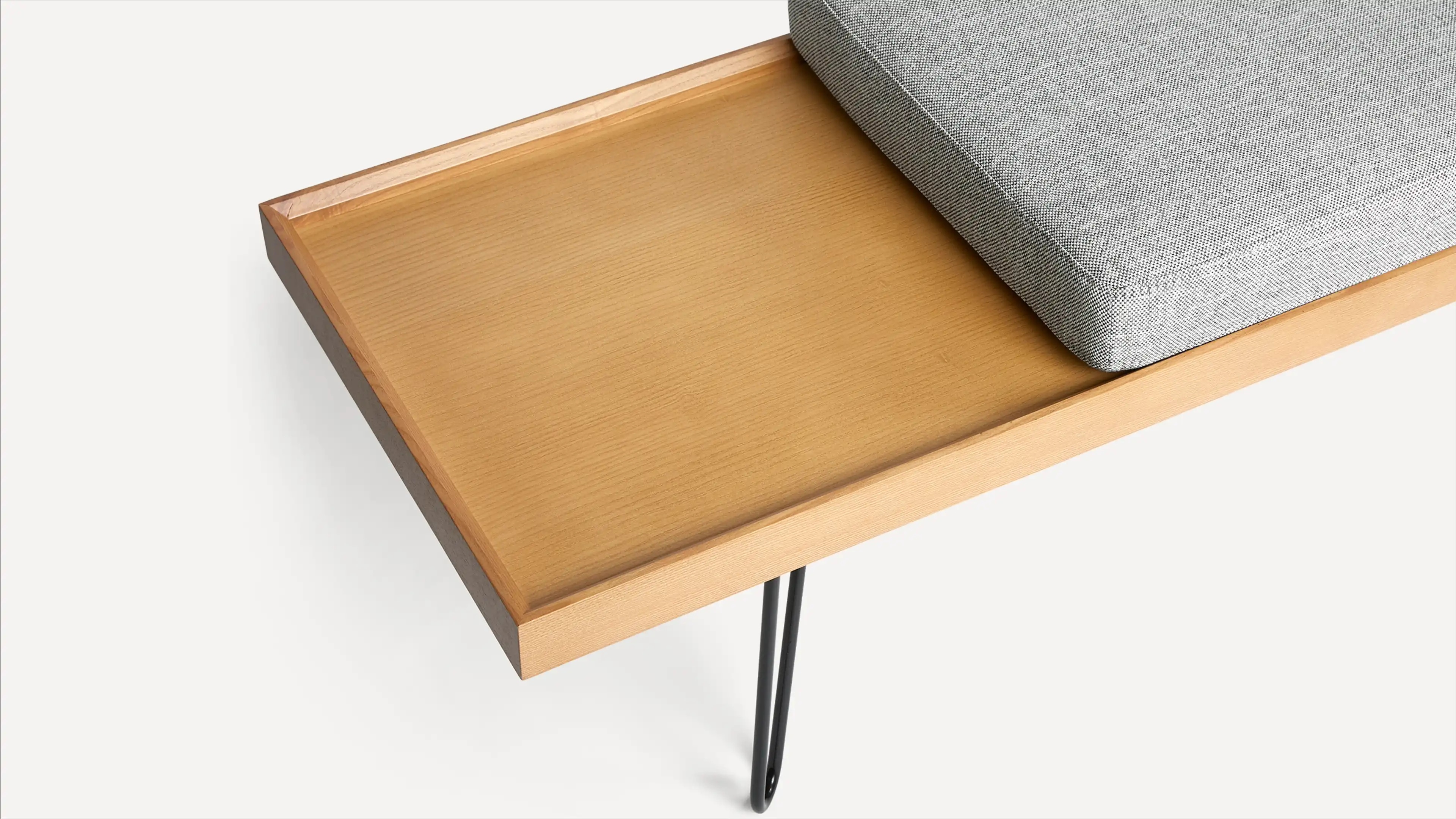 Carta Bench