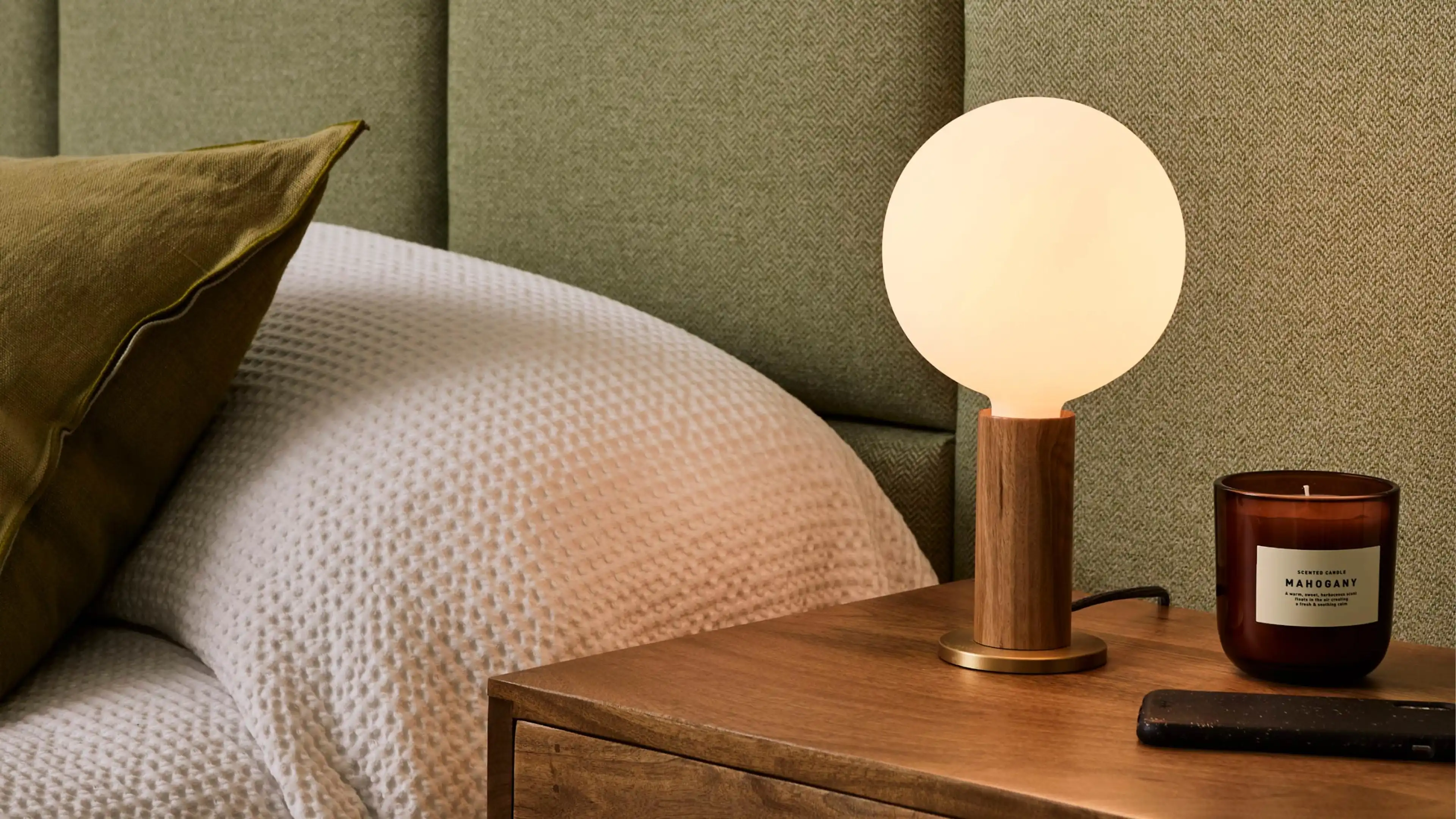 Knuckle Table Lamp