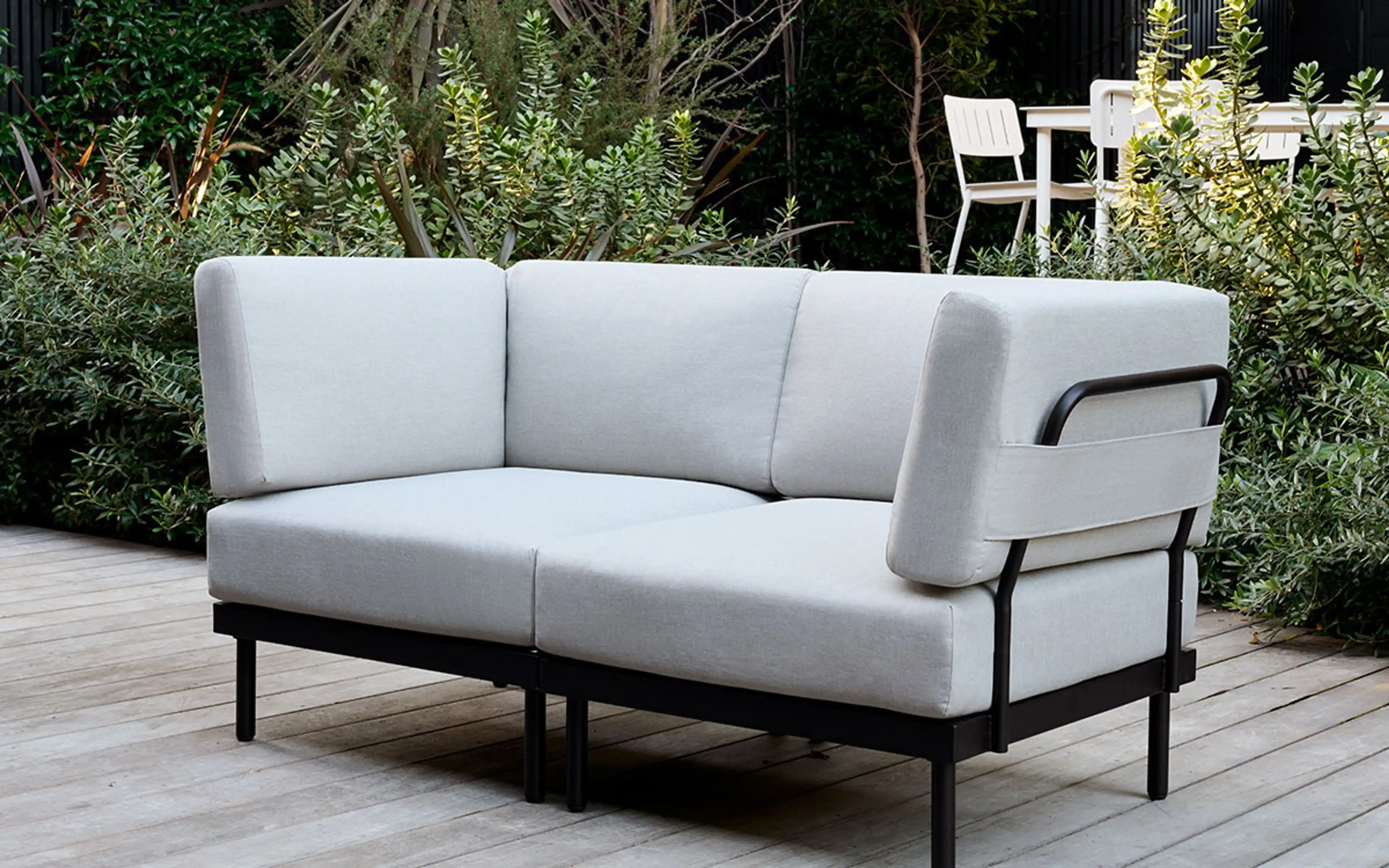 Relay Outdoor 2-Piece Sofa