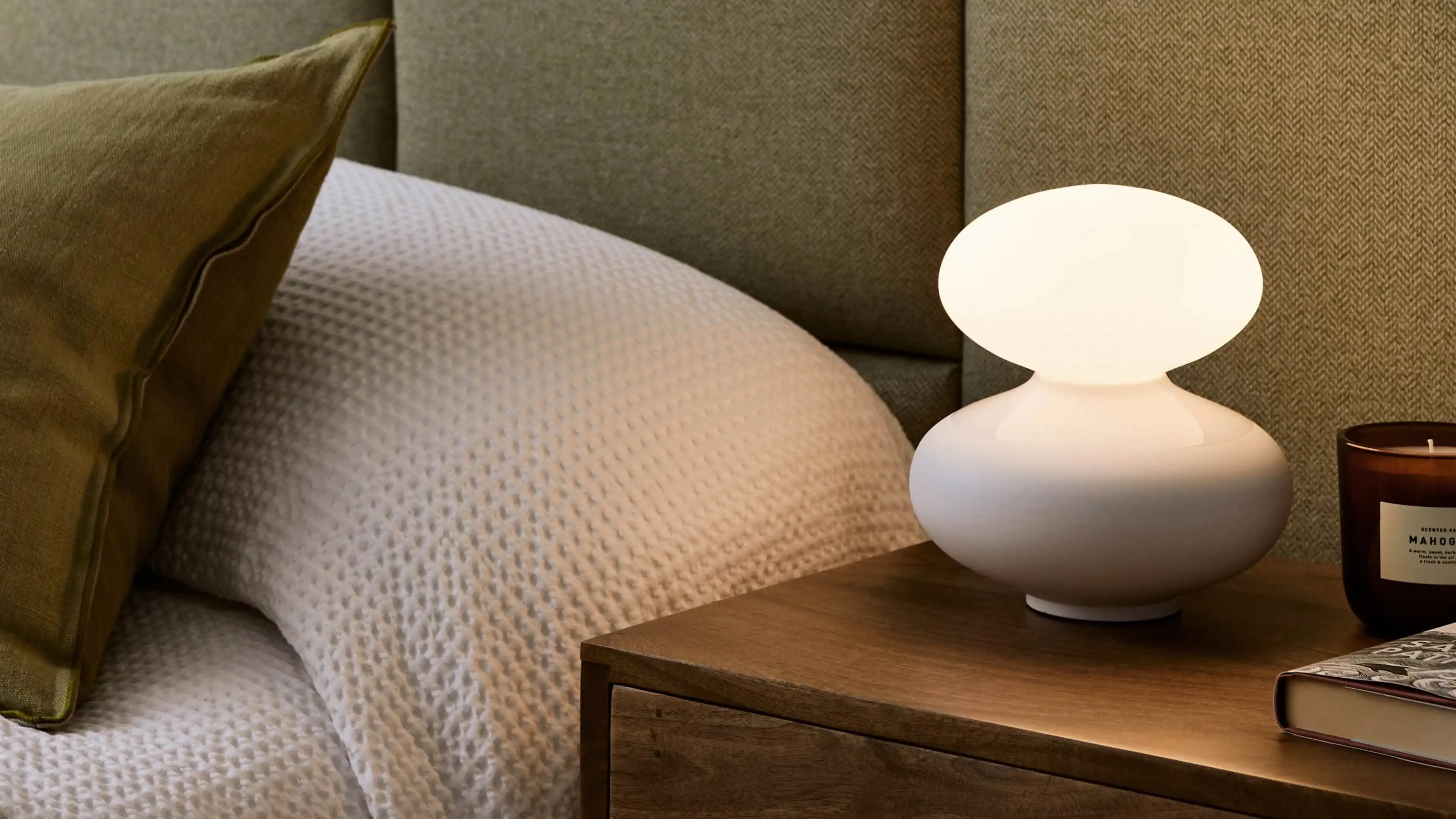 Oval Table Lamp