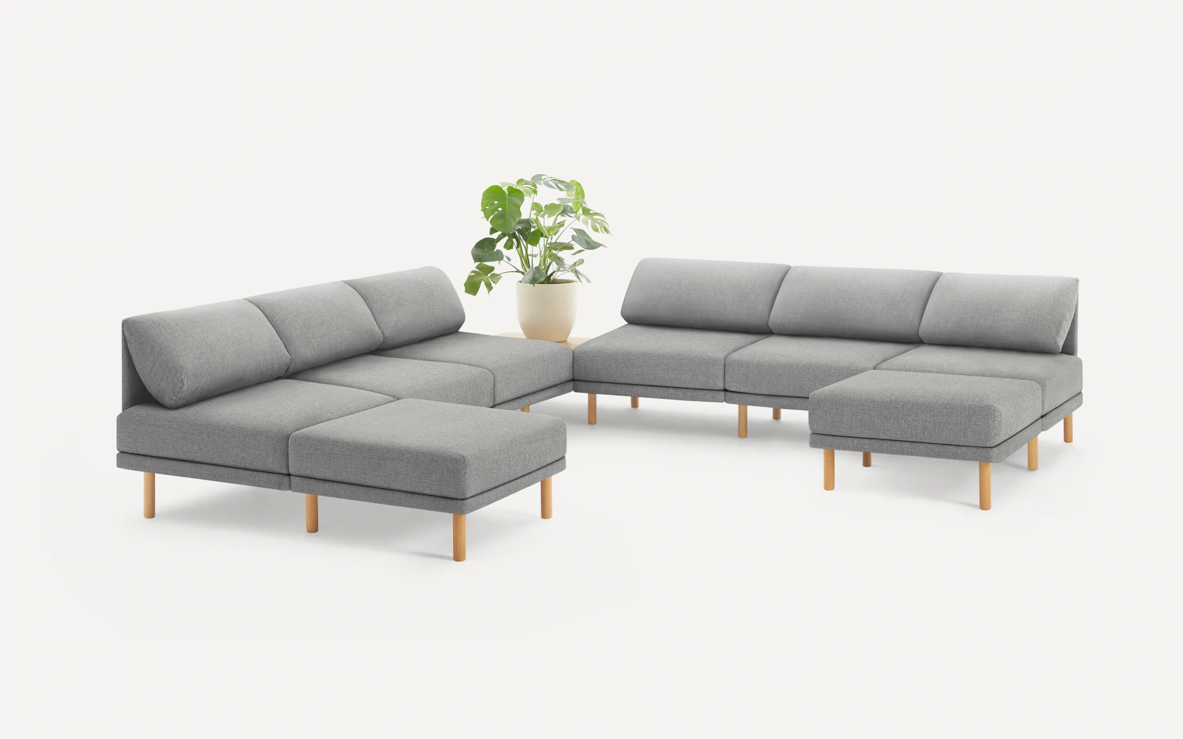 Range 8-Piece Open Sectional Double Lounger with Corner Table