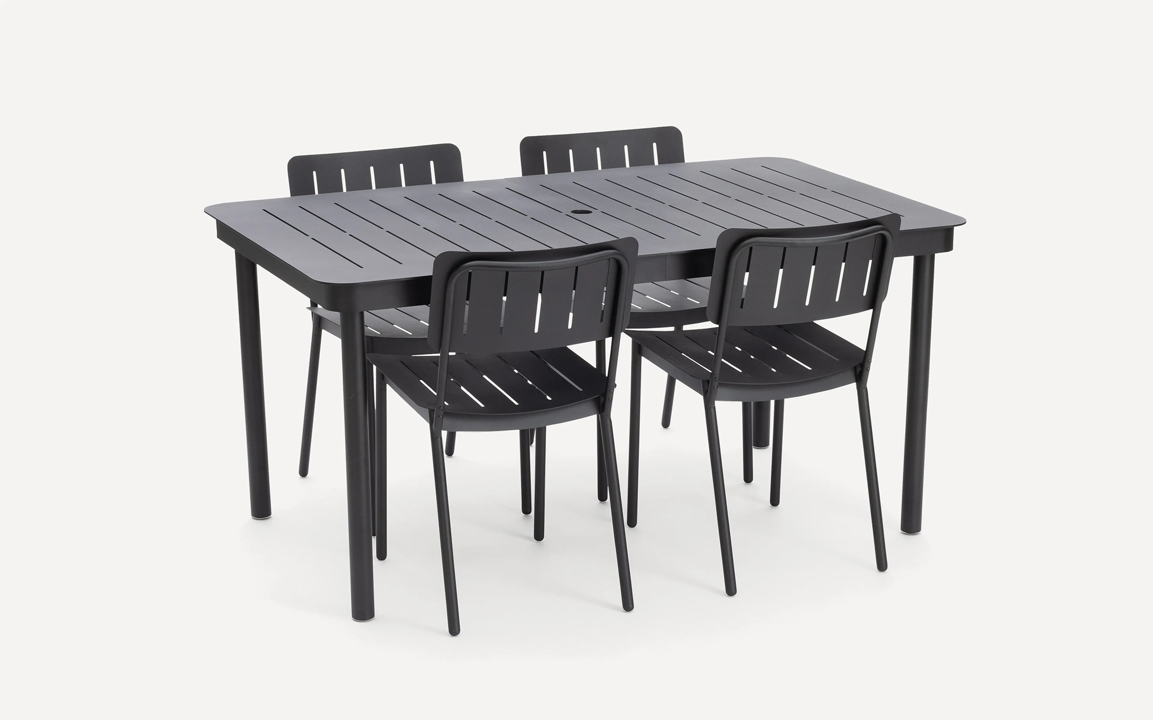 Relay Outdoor Dining Set, Table & 4 Chairs