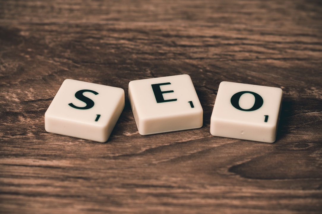 3 blocks spelling out seo meaning search engine optimization