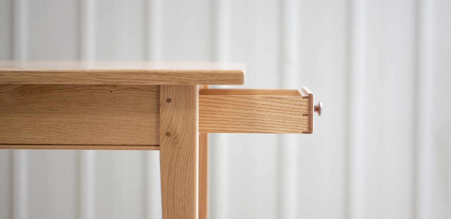 oak kitchen / dining table, shaker style, tapered legs, dovetailed end-rail draw, doweled mortise and tenon joinery