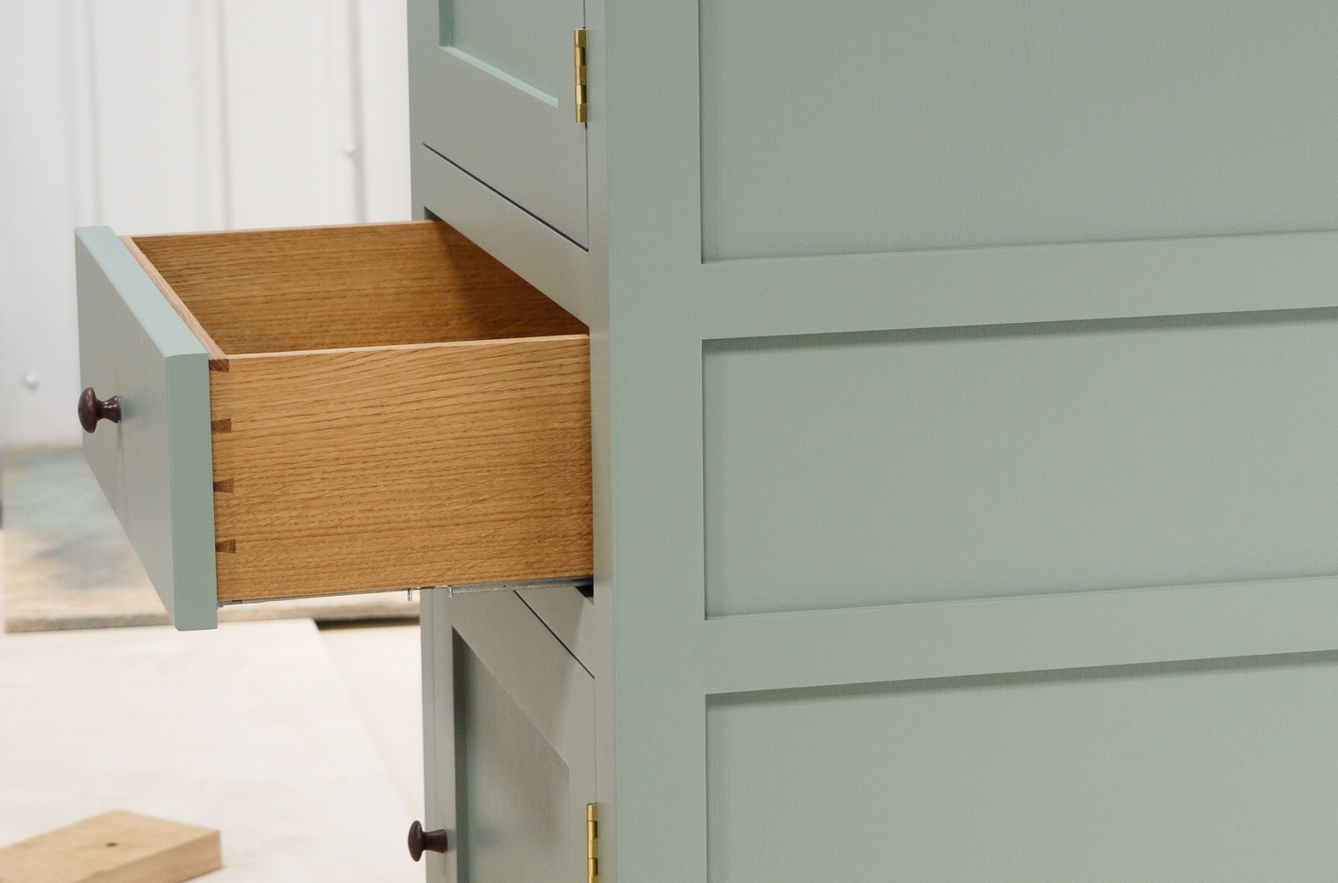 freestanding larder cupboard, single width, dovetailed draw, shaker style