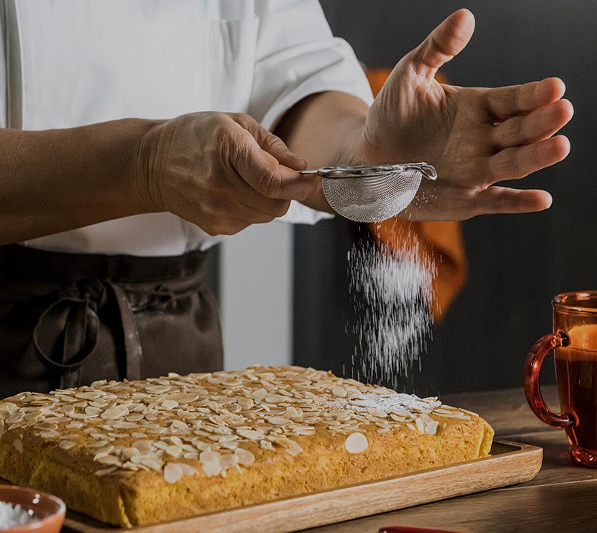 Tagliare il pan di Spagna perfettamente: il trucco da utilizzare in casa