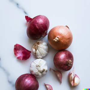 Onions-shallots-garlic-white-countertop-Romanticism.png