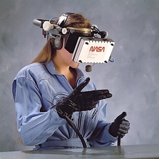 1992 - The First Immersive AR Training System.jpg