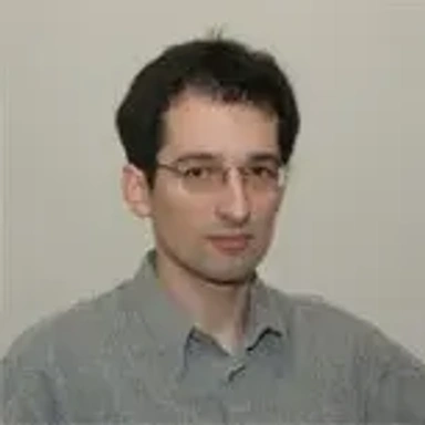 Photograph of Gabor Csanyi's face