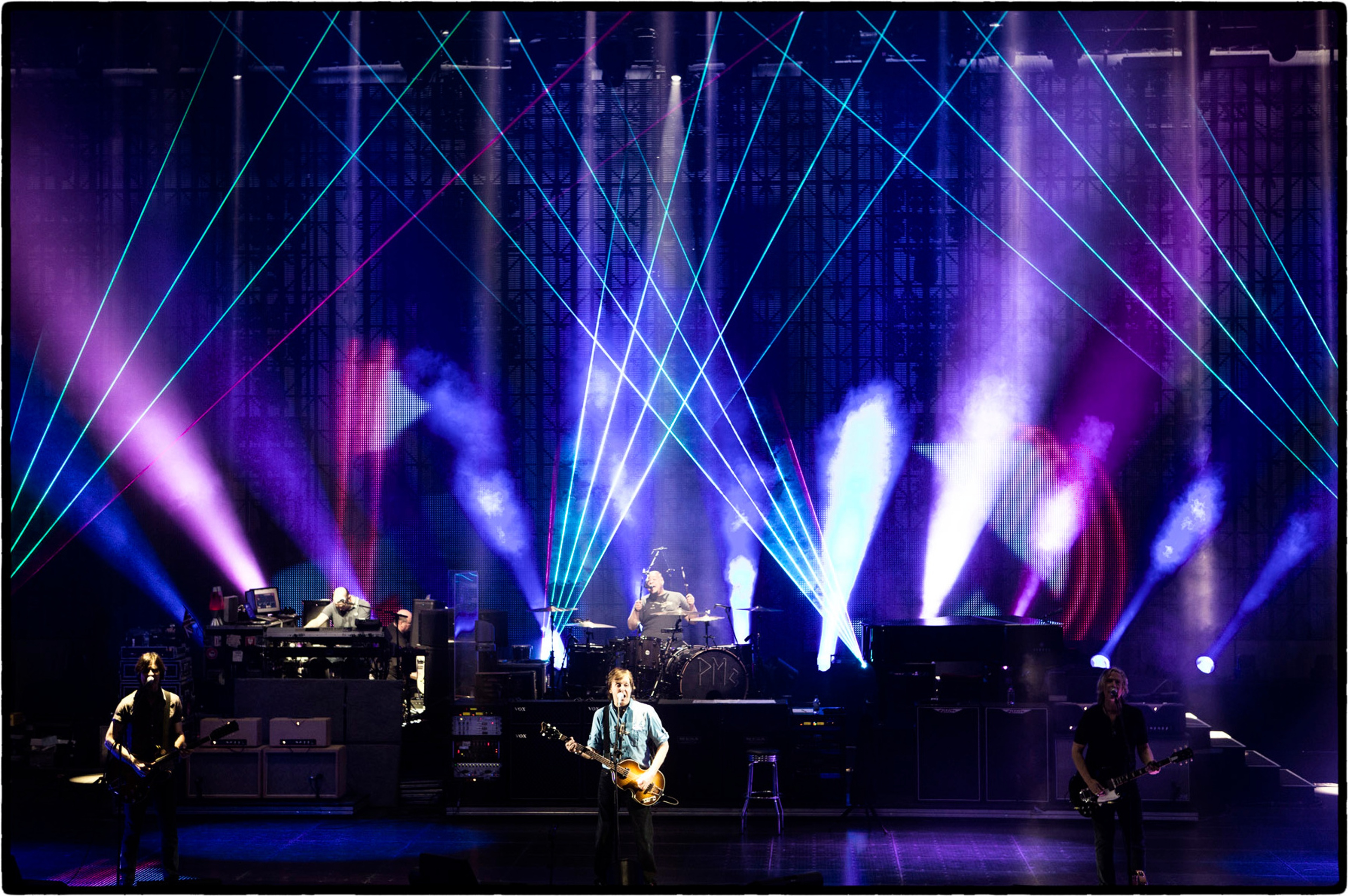 Rusty, Wix, Paul, Abe and Brian rehearsing on stage, Los Angeles, April 13th 2013