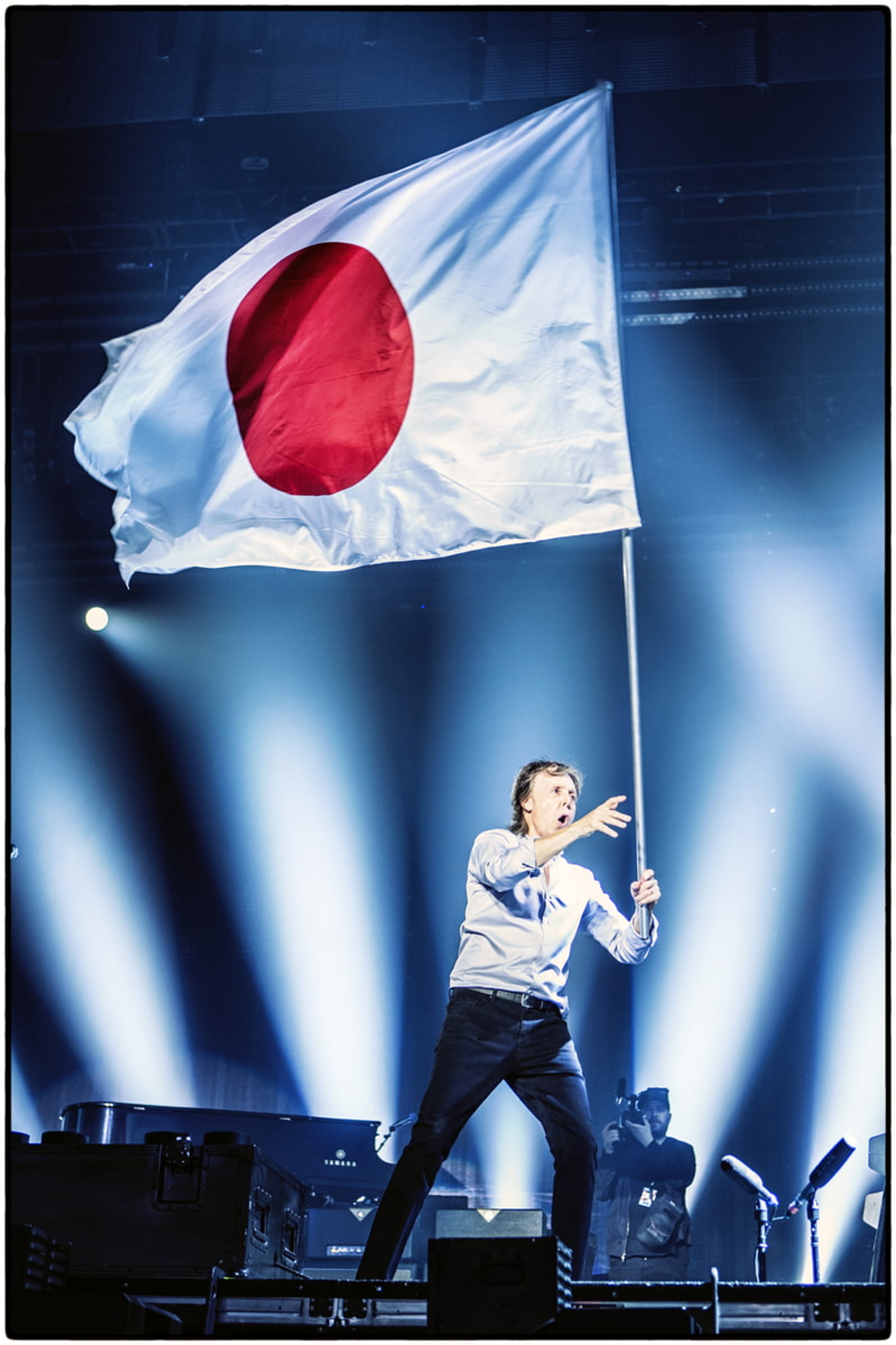 Paul on stage at the Tokyo Dome, 2017