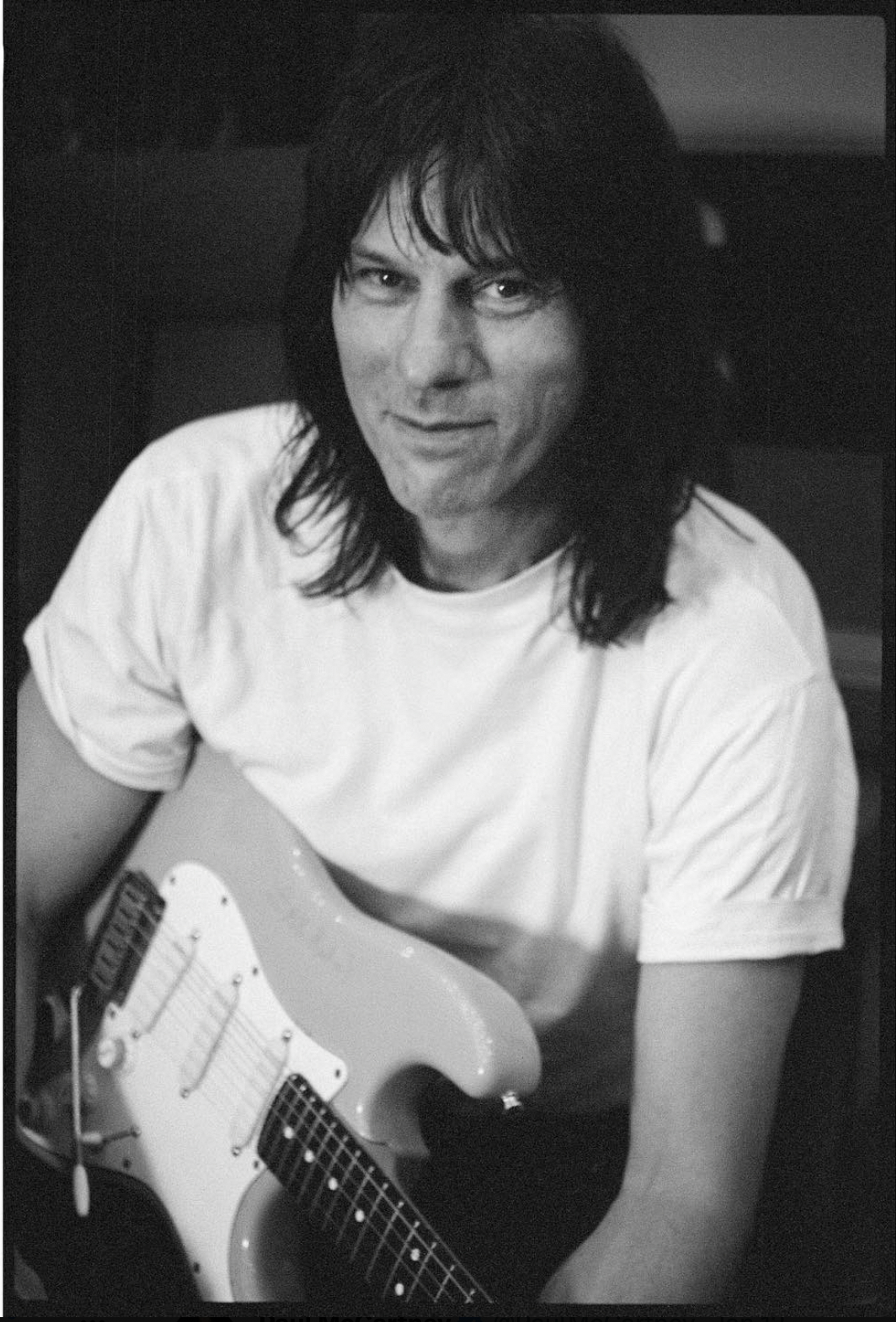 Black and white photograph of Jeff Beck taken by Linda McCartney in 1994