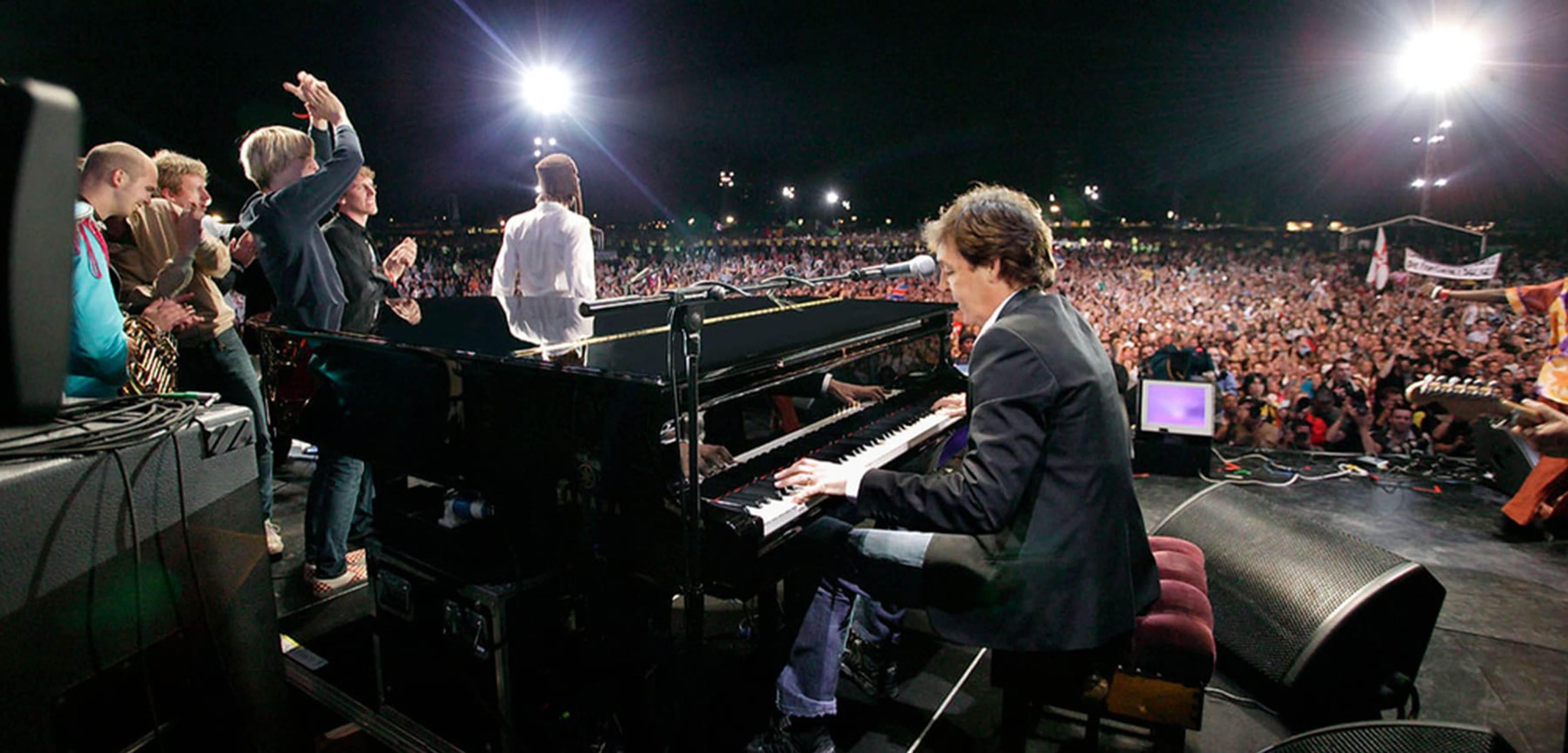 Photo of Paul performing at Live 8, 2005