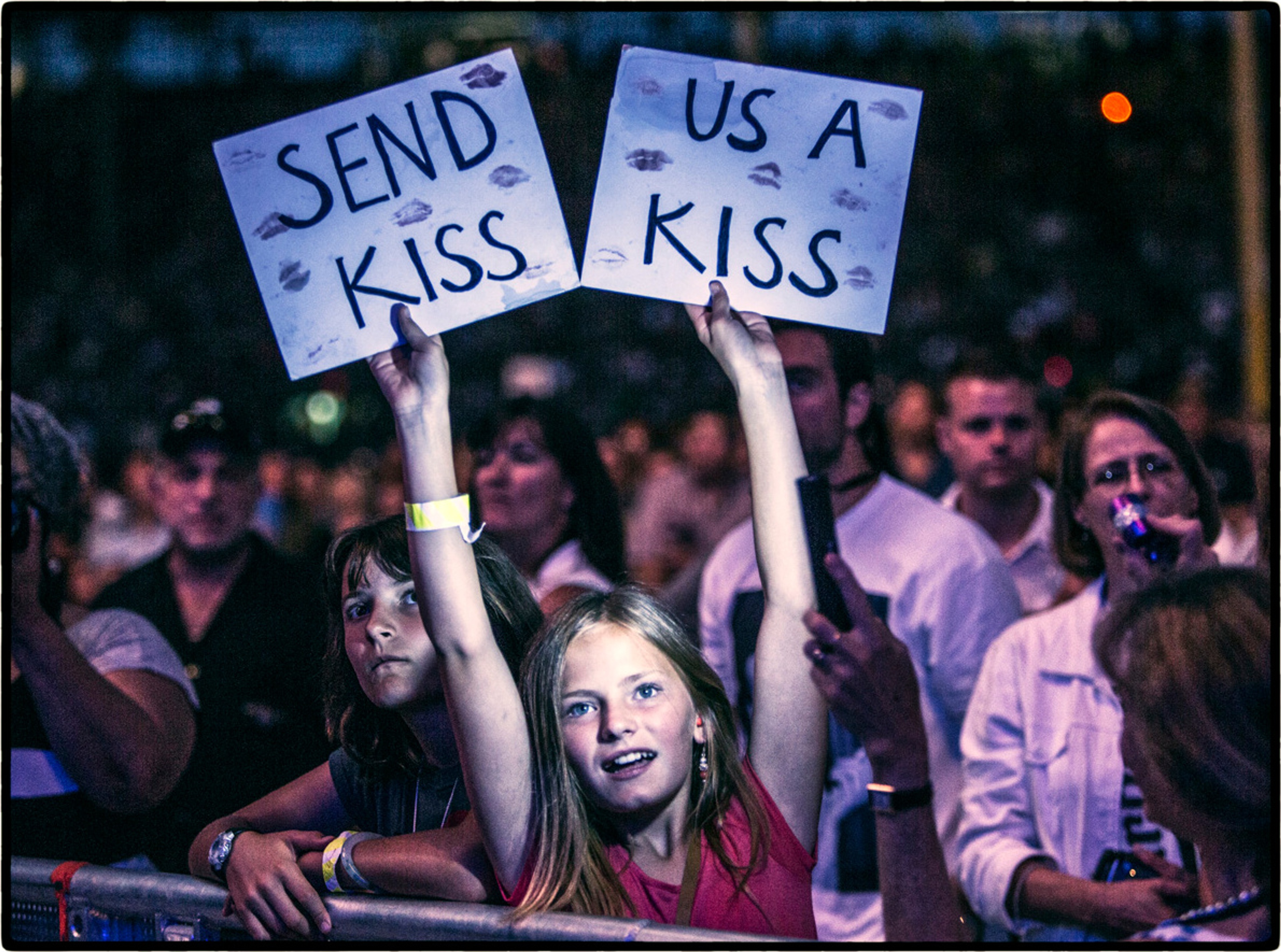Send Us A Kiss Kiss, Fenway Park, Boston, 9th July 2013