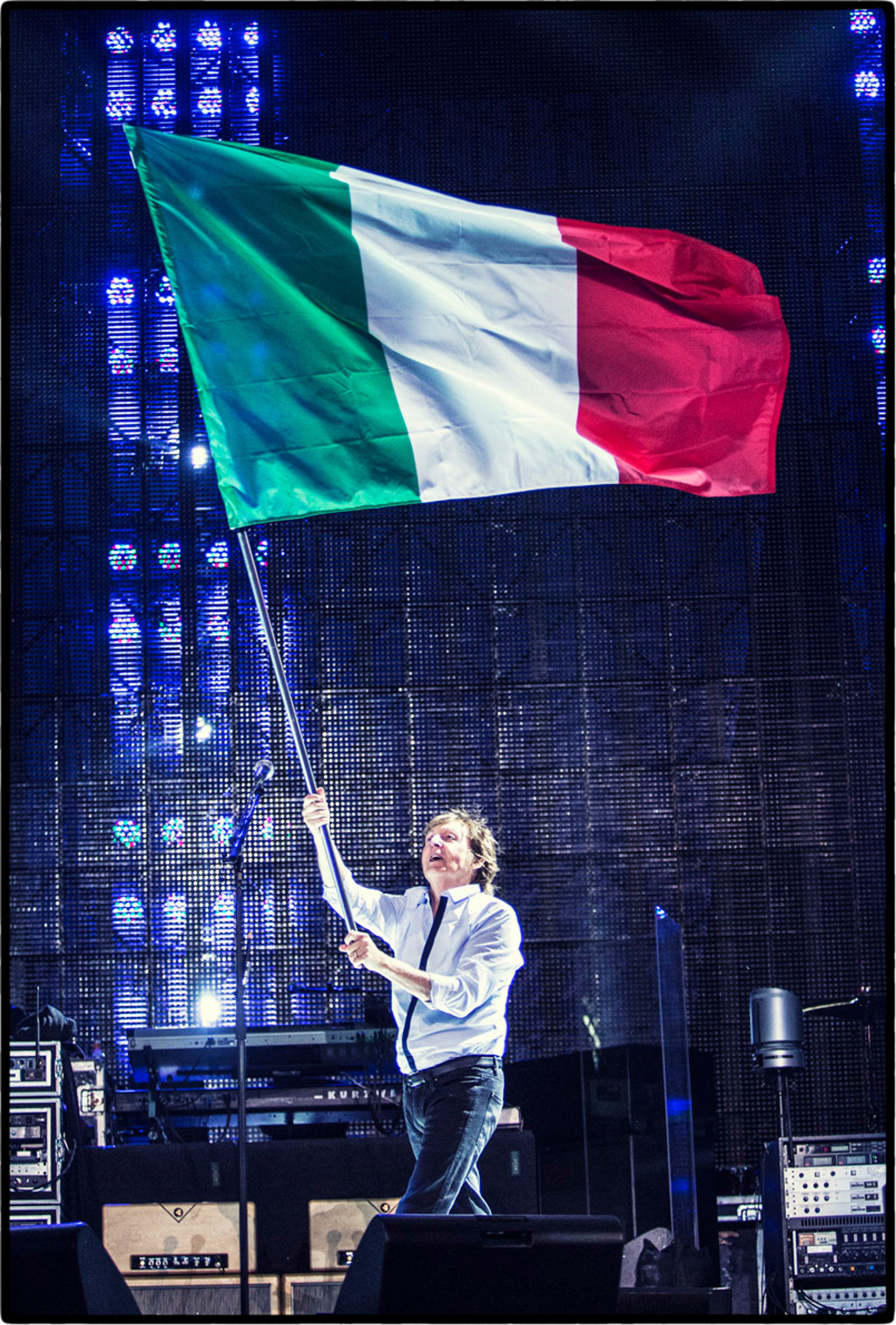Paul flying the flag, Roman Amphitheatre, Verona, June 25th 2013
