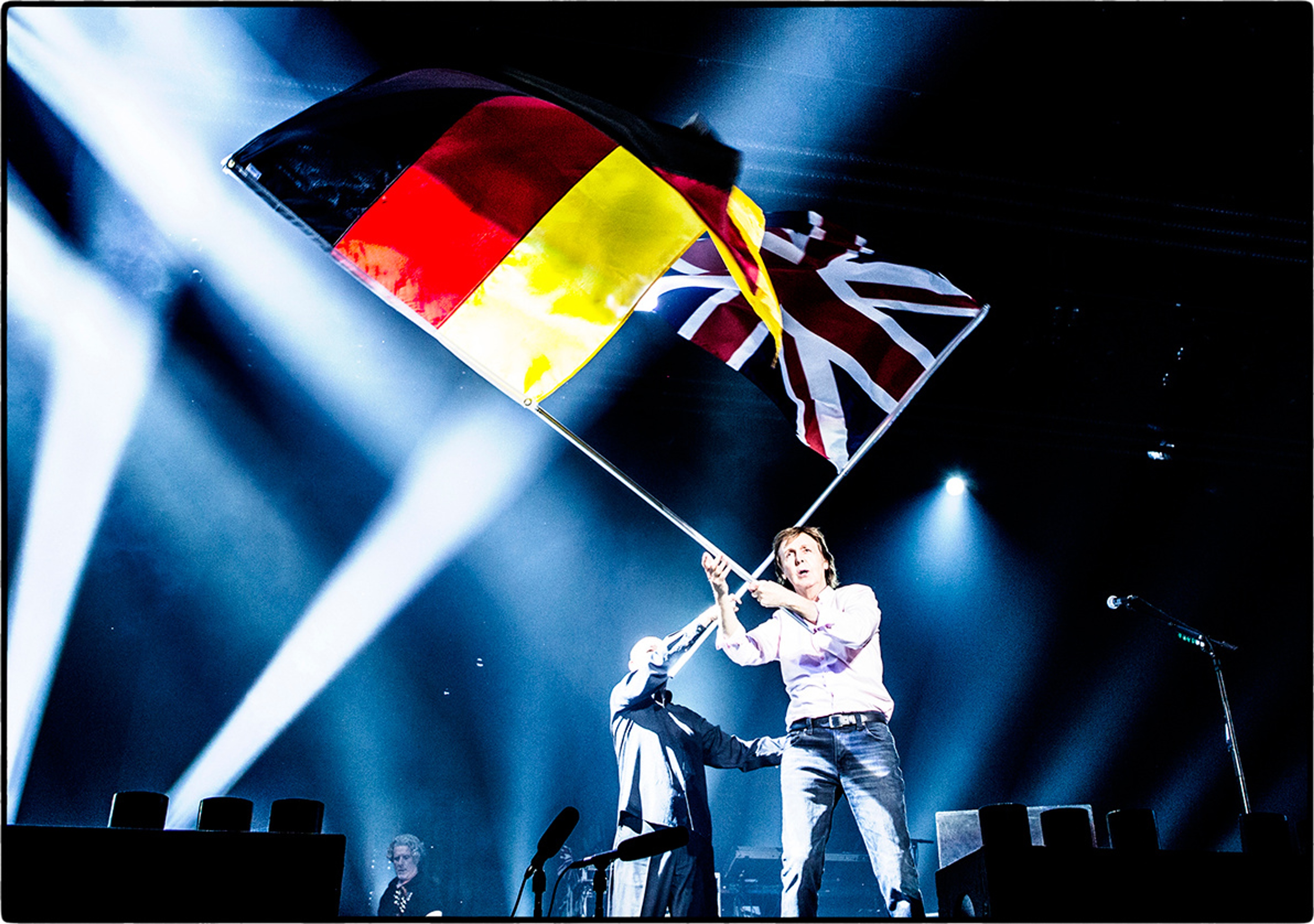 Paul takes his ‪'One On One'‬ tour to Europe, kicking off in Düsseldorf, Germany