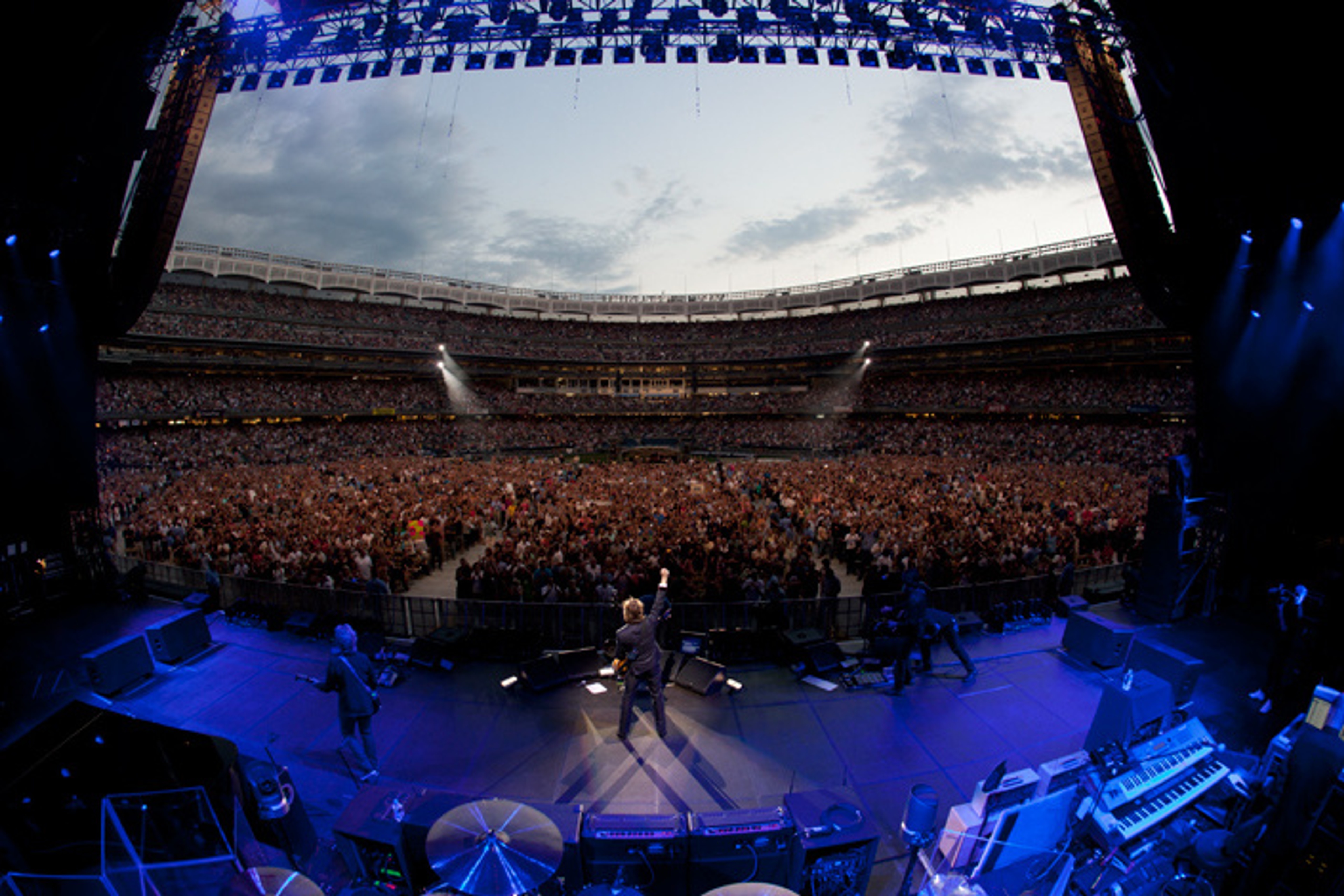 Paul kicks off his 'On The Run' tour at Yankee Stadium, NYC, 16-Jul-11