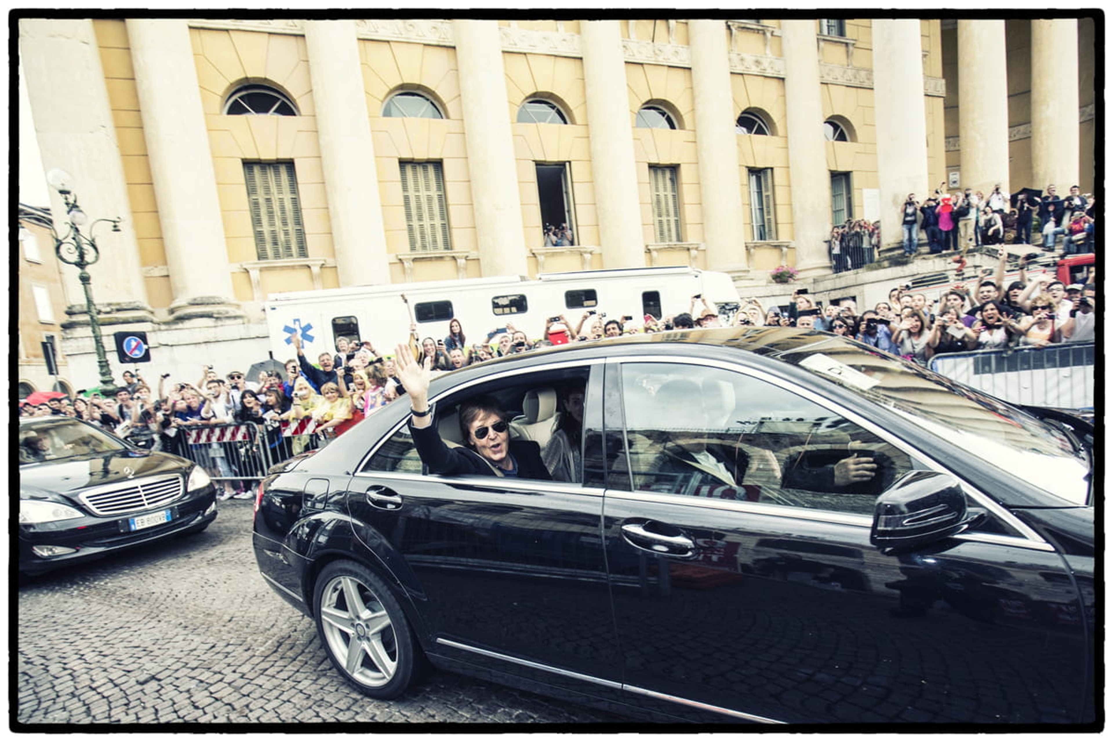 Paul travelling to the venue, Verona, June 25th 2013