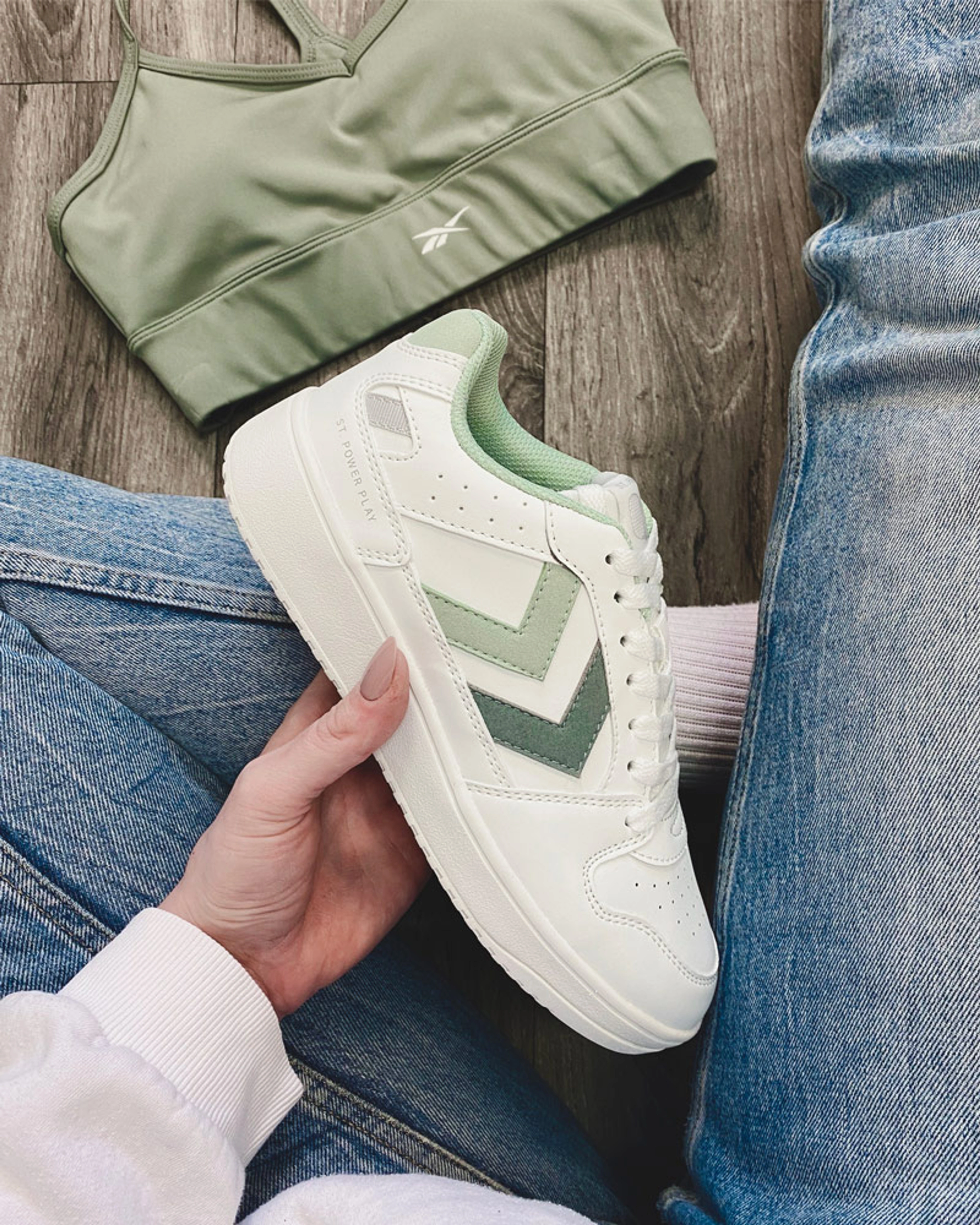 Sneaker Must Haves!