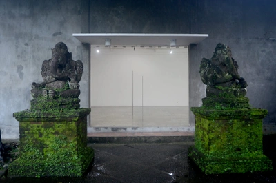Entrance view of ‘C’, solo exhibition of Marco Cassani’s works staged by Honold Fine Art and Tonyraka Art Gallery in Ubud, Bali, 2018
