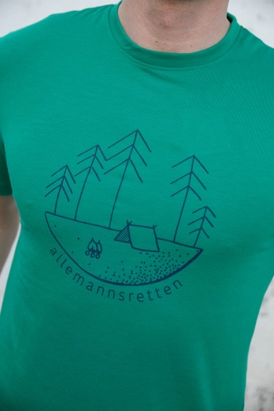 Skog Graphic T-Shirt