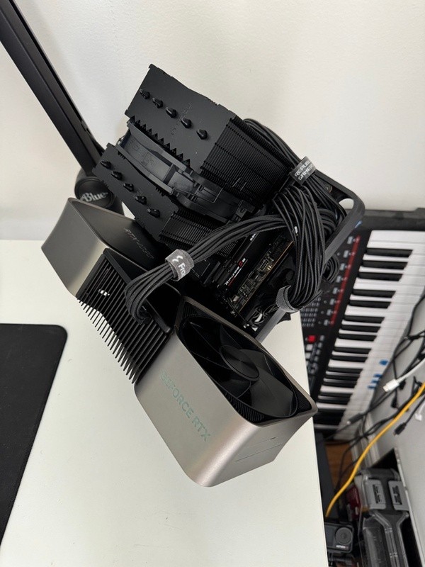 MOS V3 top angle
