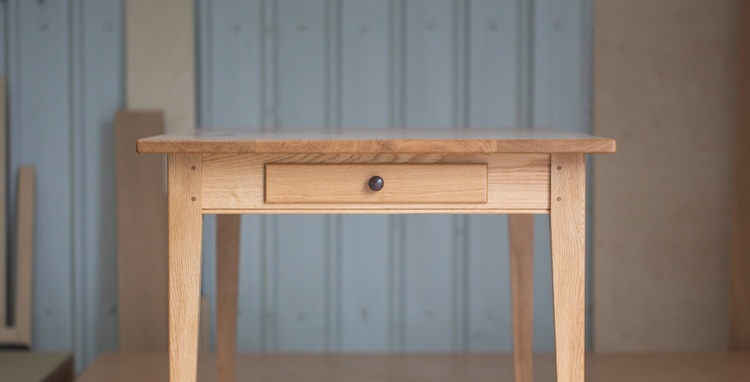 oak kitchen / dining table, shaker style, tapered legs, dovetailed end-rail draw, doweled mortise and tenon joinery